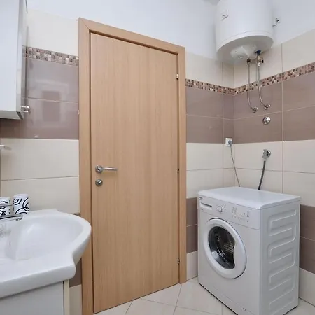 Apartment Apartments Jasna Omis